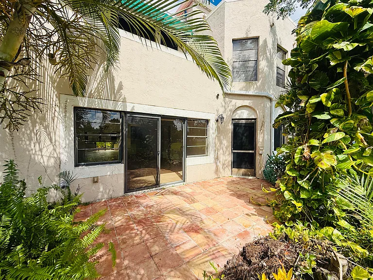 6654 Villa Sonrisa Dr #412 — Photo 24
