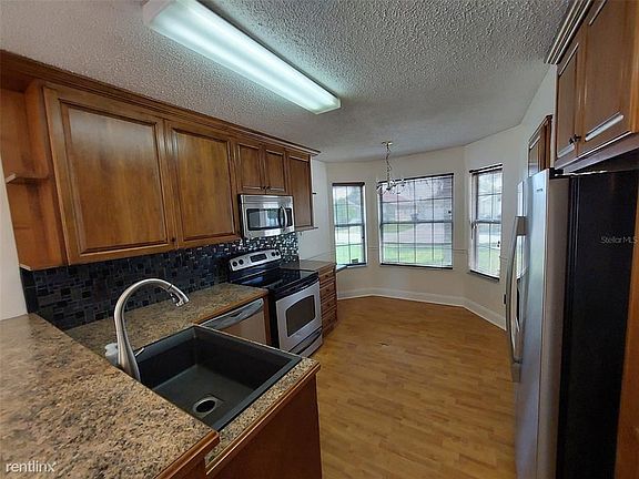 4th image of 1394 Sierra Cir