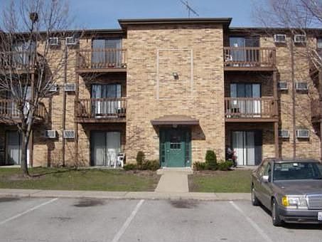 1st image of 1364 N Geneva Dr APT 2B