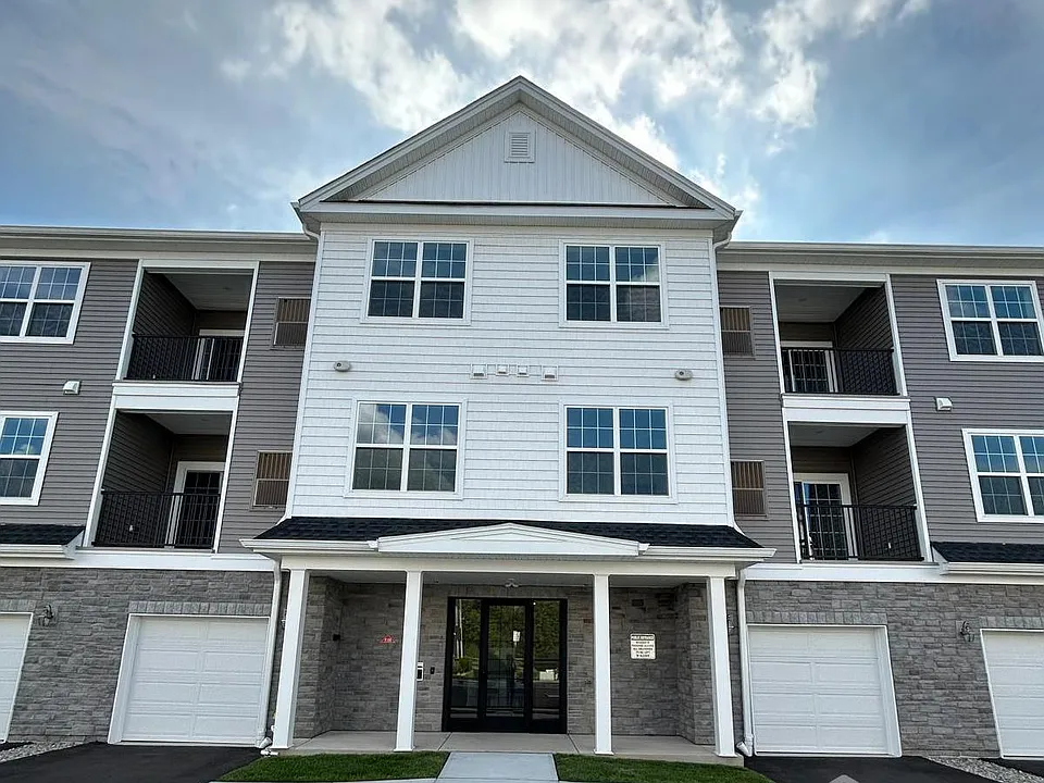 29212 Bradford Ln