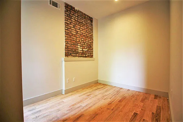 Rented by Rentopia | media 12