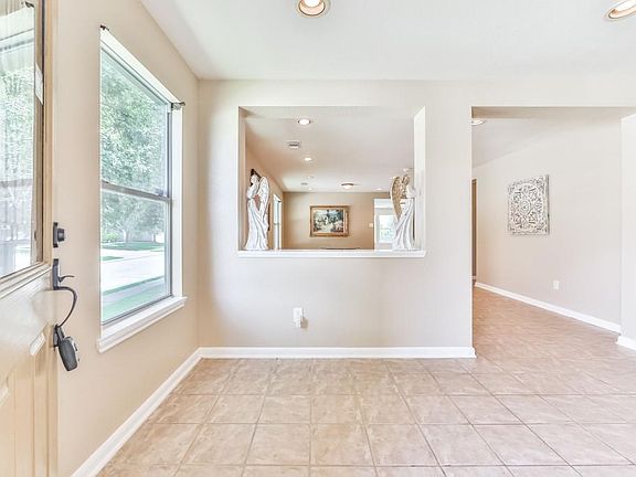 3rd image of 11503 May Basket Dr