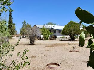 106 N Johnston Dr, Kearny, AZ 85137