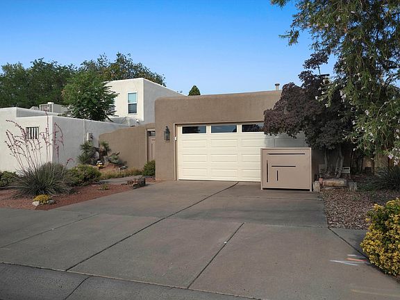 2nd image of 5227 Saratoga Dr NW