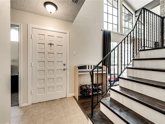 4th image of 5313 Daytona Dr