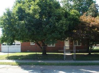 302 Vine St, Charleston, MO 63834