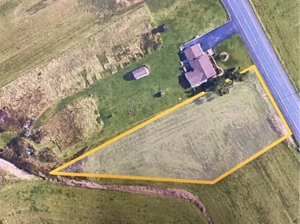 Saunders Settlement Rd, Lockport, NY 14094