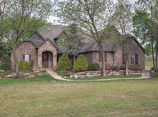 8250 N 72nd East Ave, Owasso, OK 74055