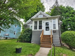 207 Spring St, Meriden, CT 06451