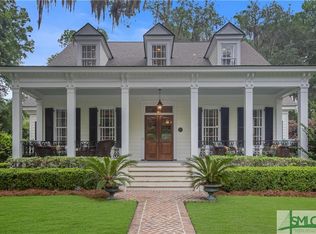 63 Myrtle Dr, Richmond Hill, GA 31324