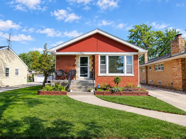 9341 S Menard Ave, Oak Lawn, IL 60453