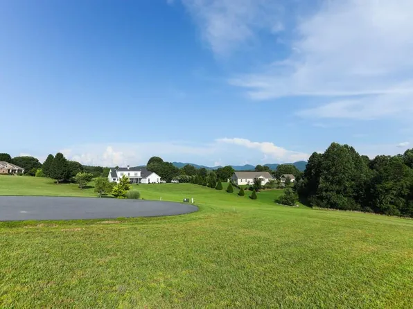 22 Bonney Ridge Rd, Blairsville, GA 30512