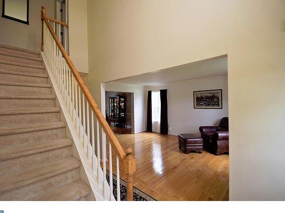 2nd image of 1030 Bayberry Ln