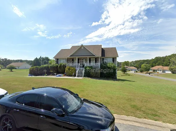 285 Erica Ln SE, Calhoun, GA 30701