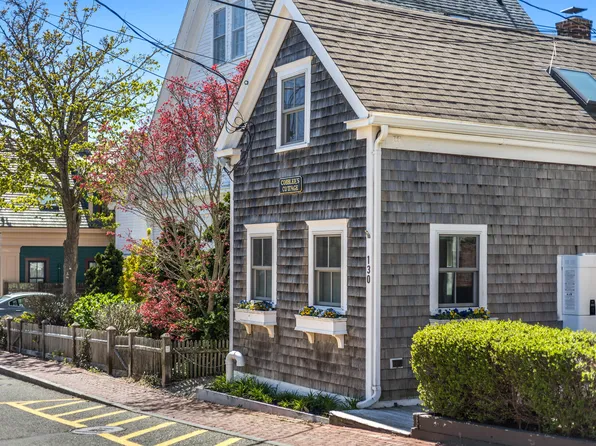 130 Commercial Street, Provincetown, MA 02657