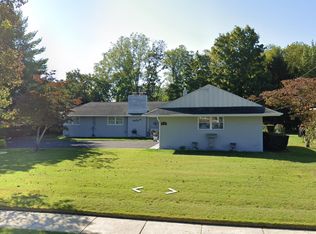 576 S 3rd St, Hammonton, NJ 08037