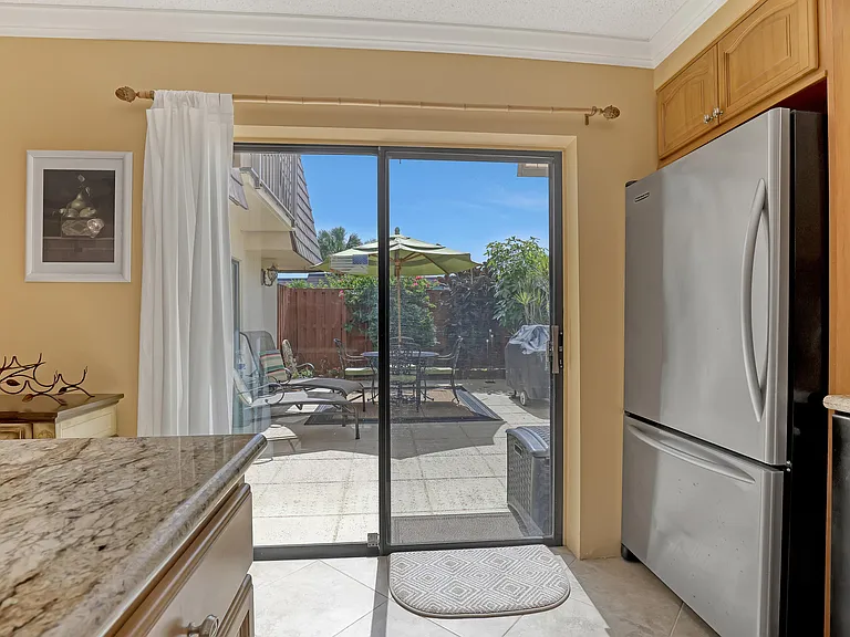 131 Ocean Cove Dr — Photo 10