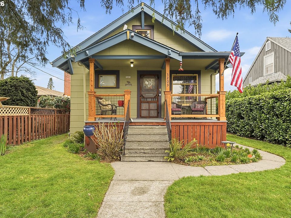1st image of 3203 SE 66th Ave