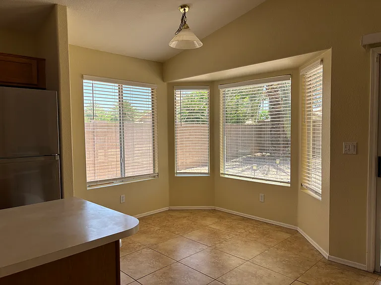 1289 W Maria Ln — Photo 9