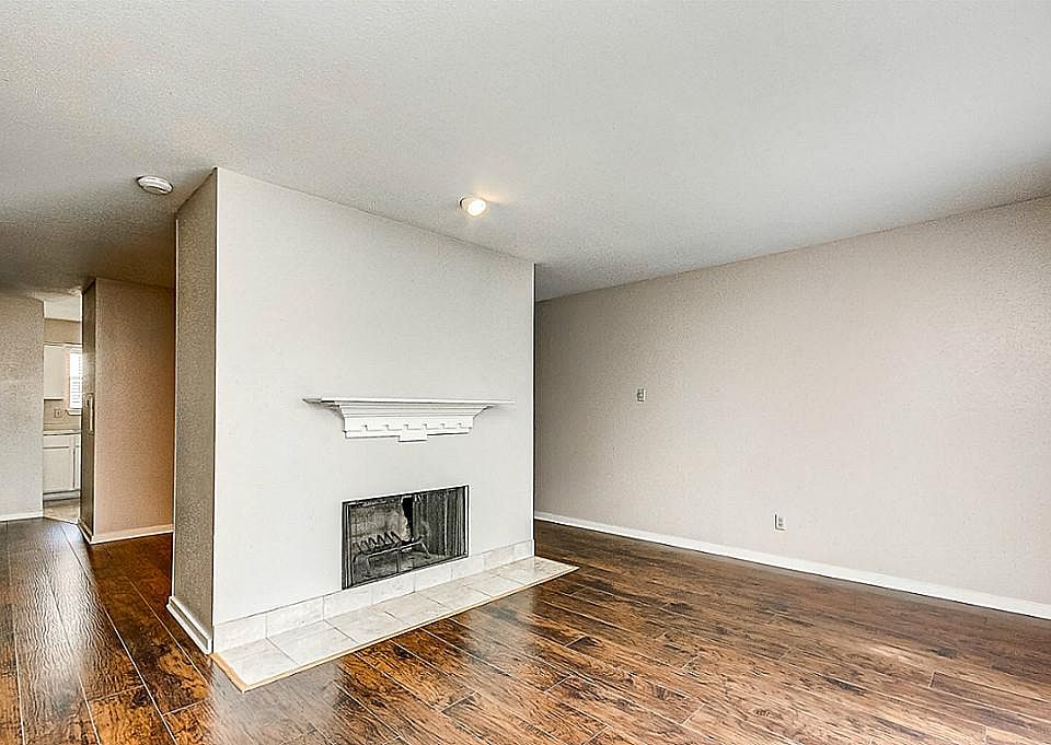 1st image of 2333 Bering Dr APT 233