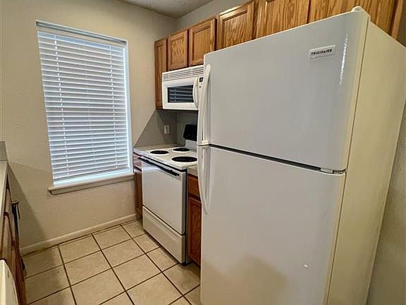 4th image of 4621 Johnson Rd