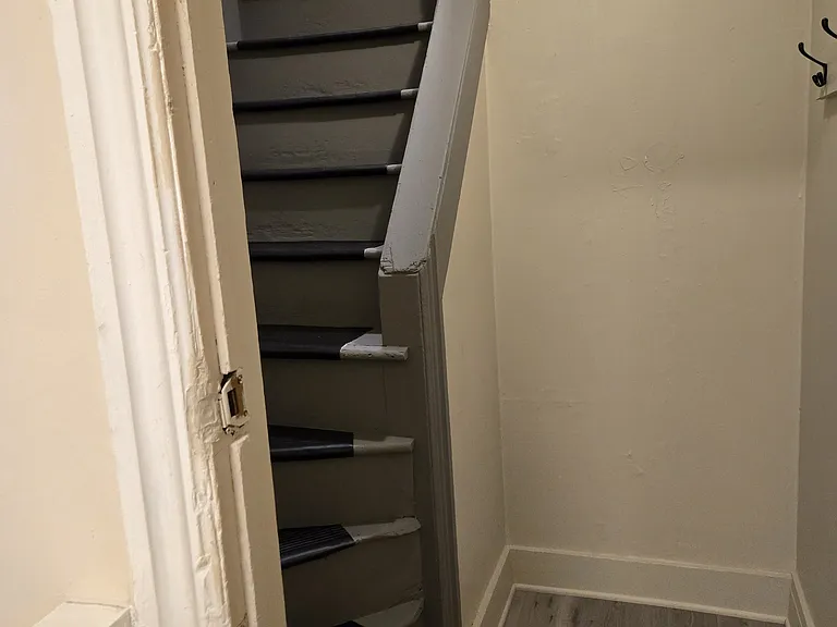 524 Spruce St #4 — Photo 11