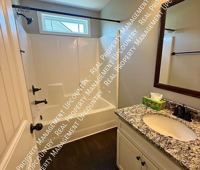 747 Shelburne Ln — Photo 12