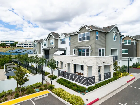 401 Semillon Lane, Santa Rosa, CA 95403