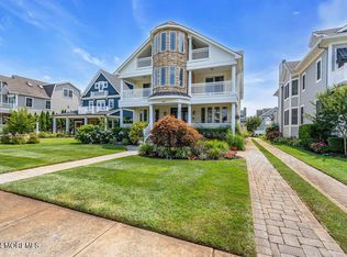 113 Salem Ave, Spring Lake, NJ 07762