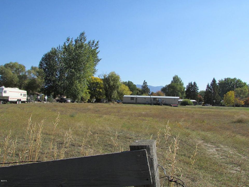 2nd image of 304 Parliament Dr