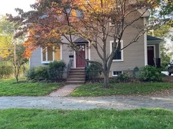 137 Linden St, South Hamilton, MA 01982