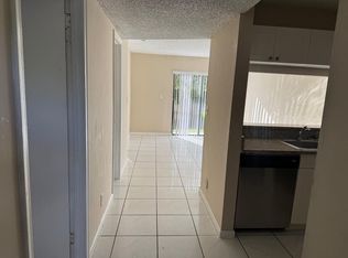 11638 NW 23rd Ct, Pompano Beach, FL 33065