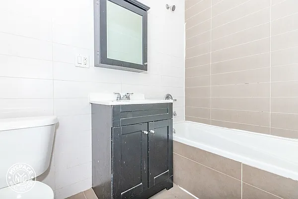 Rented by MySpaceNYC | media 12