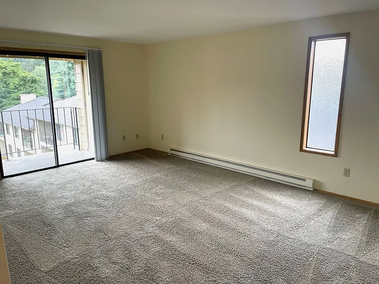 Chestnut Place Apartments — Photo 21