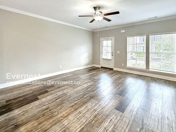 5th image of 821 Goswell Dr