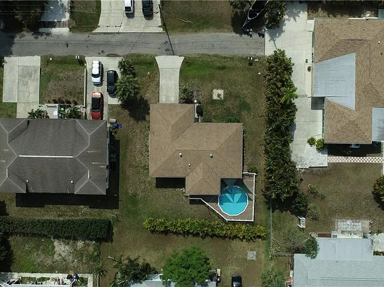 309 Shore T Rd — Photo 32