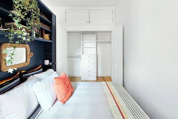 Rented by Compass | media 12