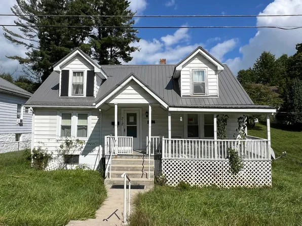 312 N 4th St, Princeton, WV 24740