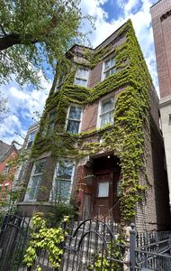 2620 W Evergreen Ave, Chicago, IL, 60622