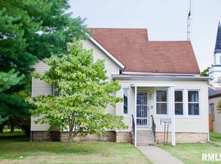 9 S 18th St, Murphysboro, IL 62966