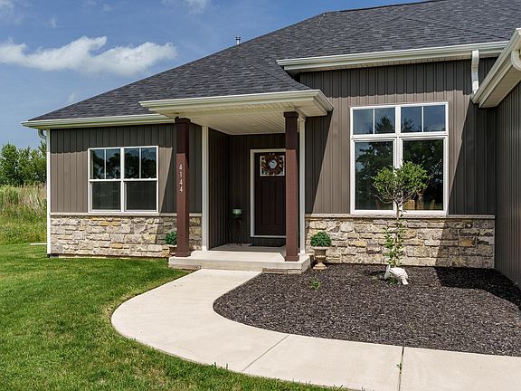 3rd image of 4144 Trimble Ln