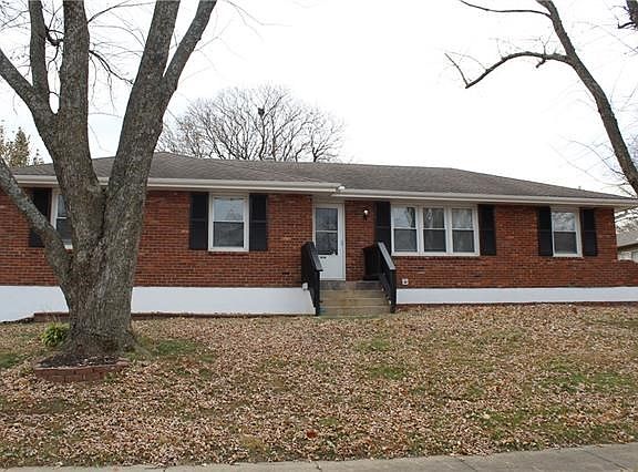 2nd image of 19013 19th St E