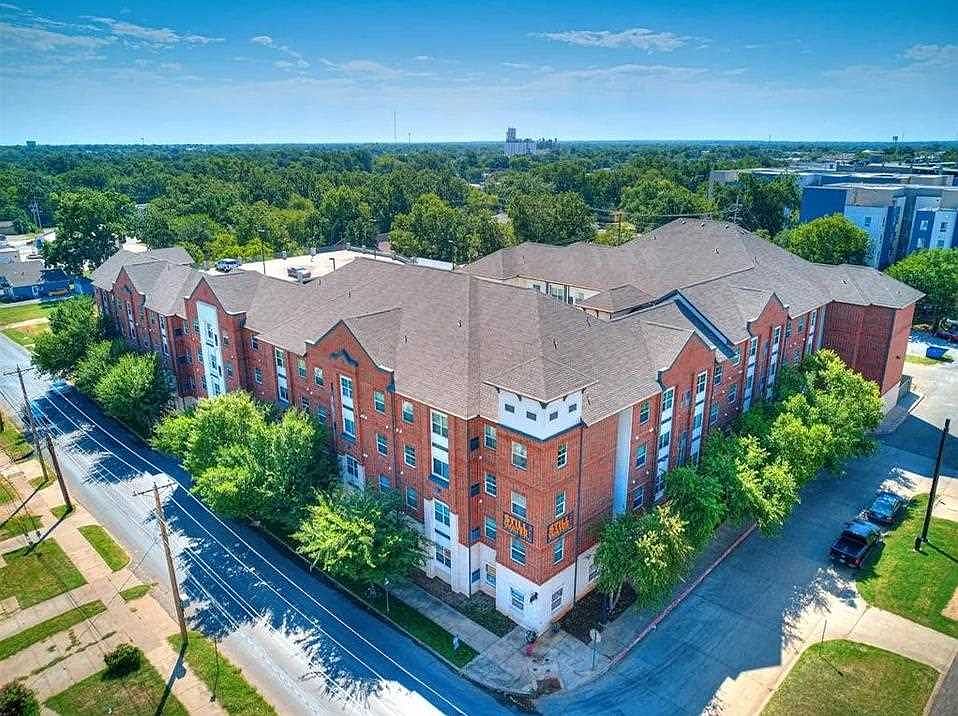 1st image of 251 W Miller Ave #202
