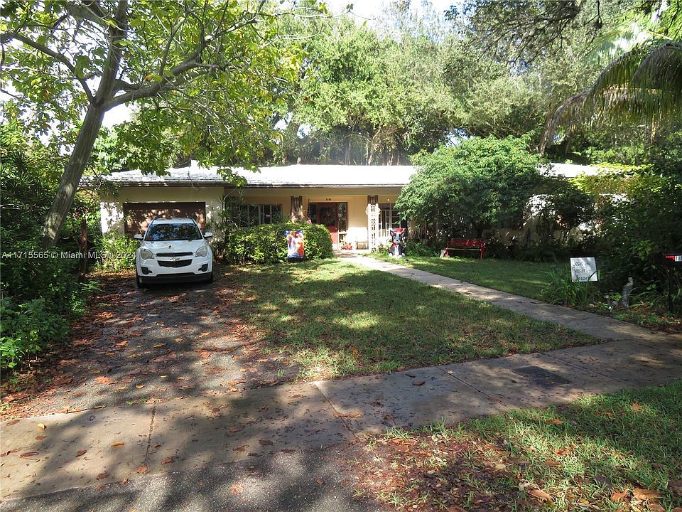 1st image of 1131 Catalonia Ave