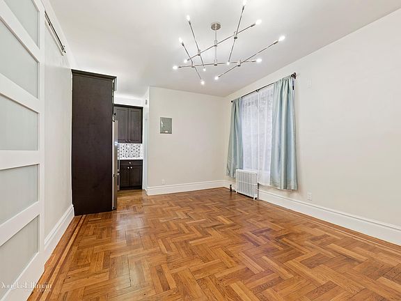 2nd image of 232 6th St #3C
