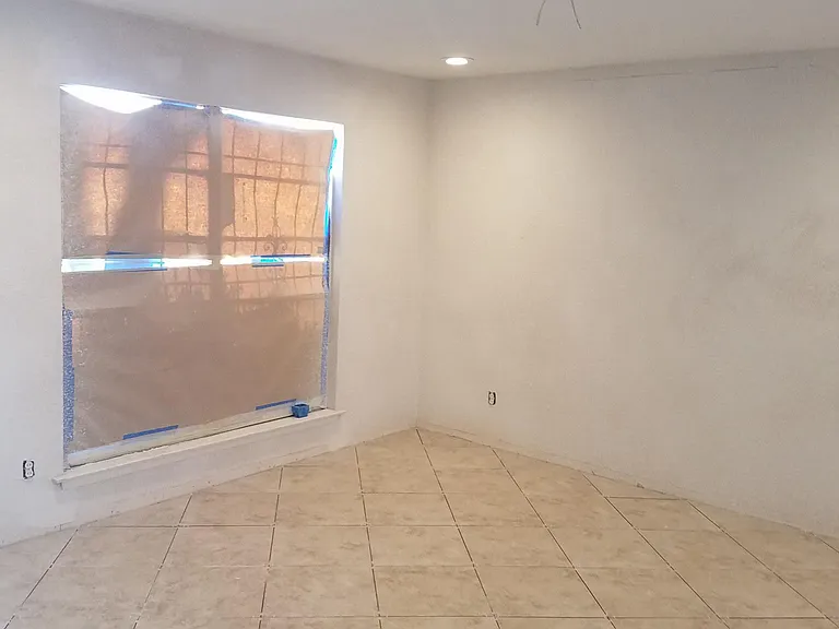 427 Southport Dr — Photo 8