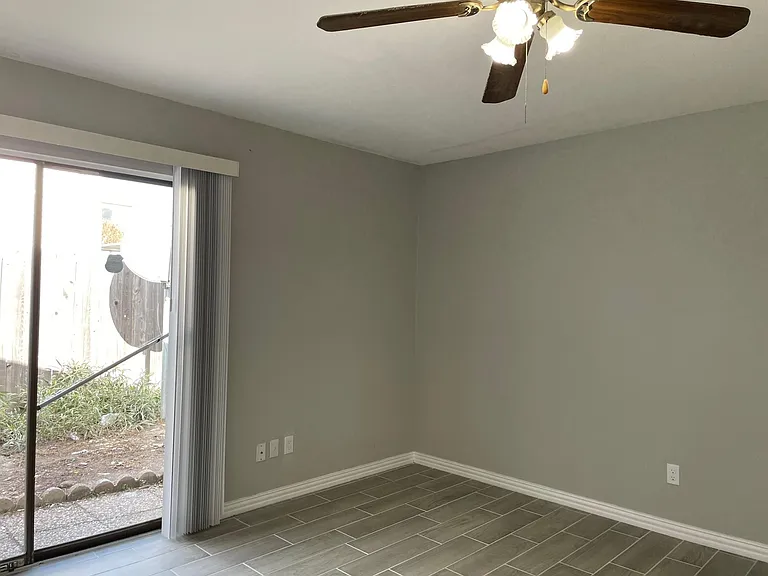 6401 Deihl Rd #202 — Photo 14