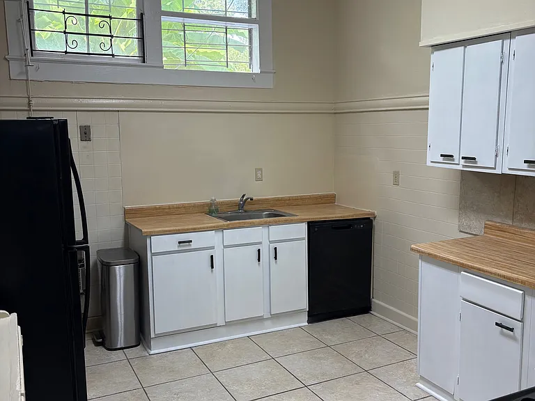 7223 Freret St — Photo 5