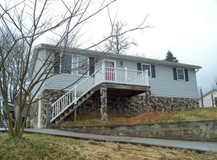 101 Bish Ave, Princeton, WV 24740