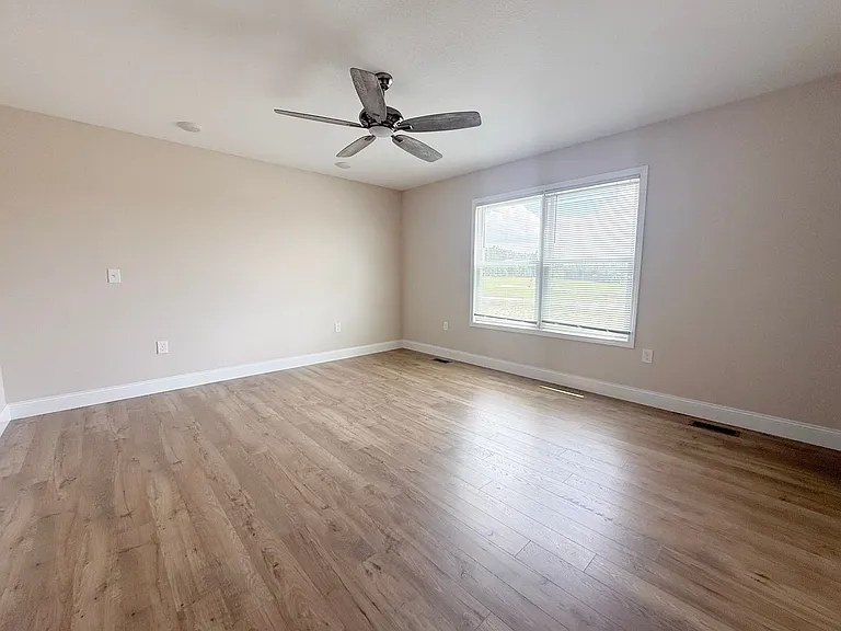 2731 Cook Rd — Photo 21